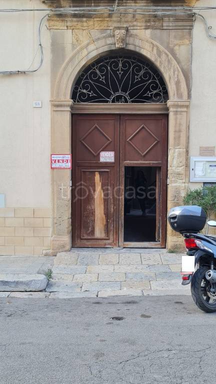 casa indipendente in vendita a Castelvetrano