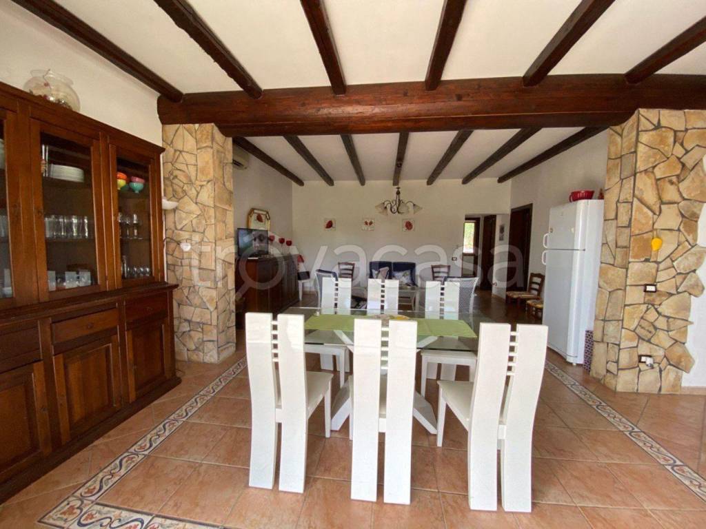 casa indipendente in vendita a Castelvetrano in zona Triscina di Selinunte