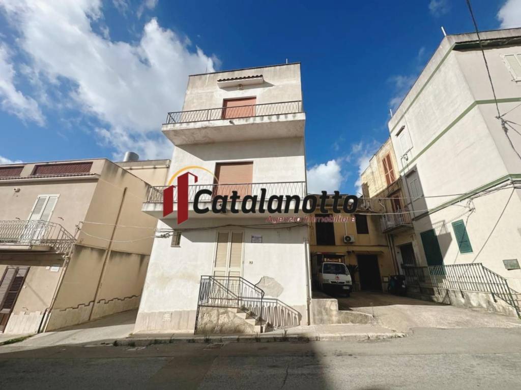 casa indipendente in vendita a Castelvetrano