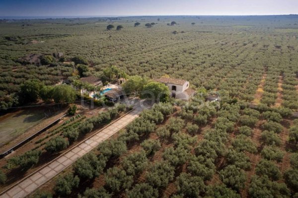 casa indipendente in vendita a Castelvetrano