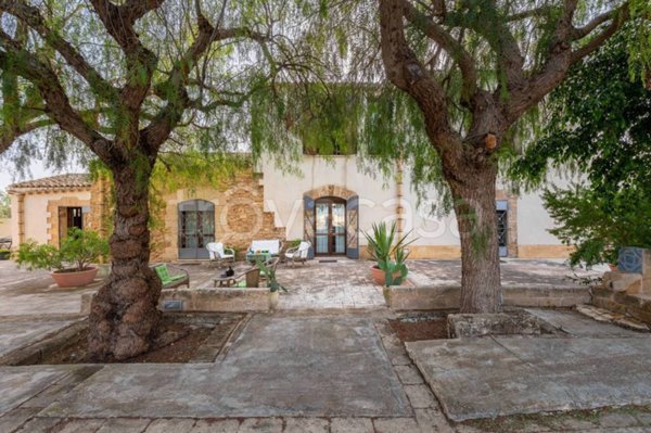 casa indipendente in vendita a Castelvetrano