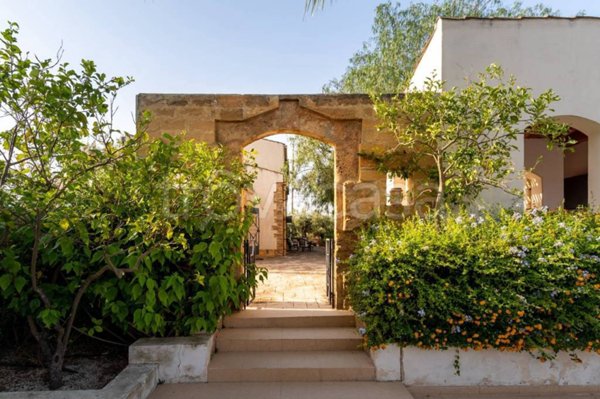 casa indipendente in vendita a Castelvetrano
