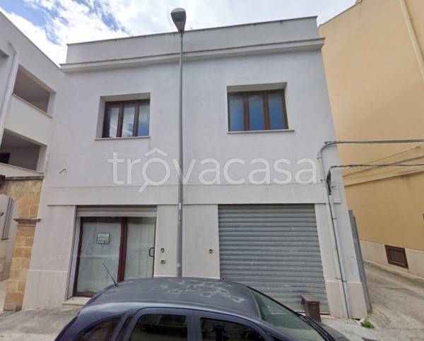 negozio in vendita a Castelvetrano