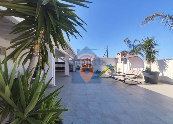 casa indipendente in vendita a Castelvetrano