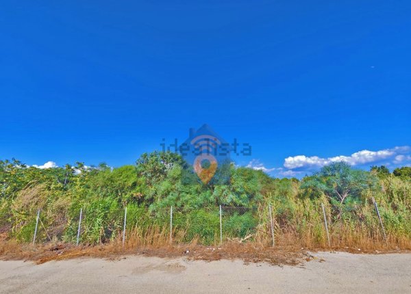 terreno edificabile in vendita a Castelvetrano in zona Triscina di Selinunte