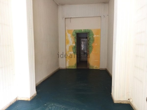 locale commerciale in vendita a Castelvetrano