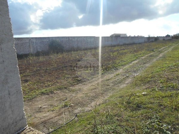 terreno edificabile in vendita a Castelvetrano