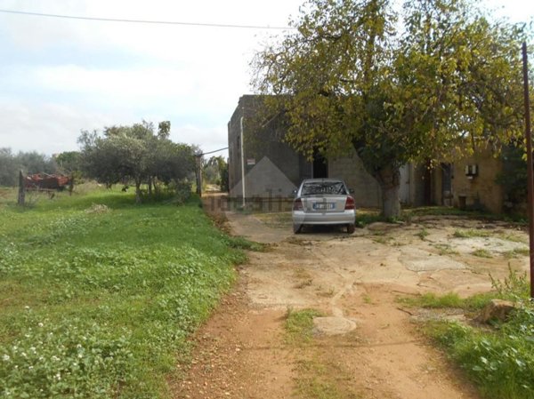 casa indipendente in vendita a Castelvetrano