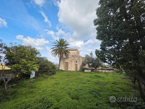 casa indipendente in vendita a Castelvetrano