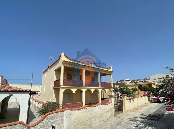 casa indipendente in vendita a Castelvetrano in zona Triscina di Selinunte