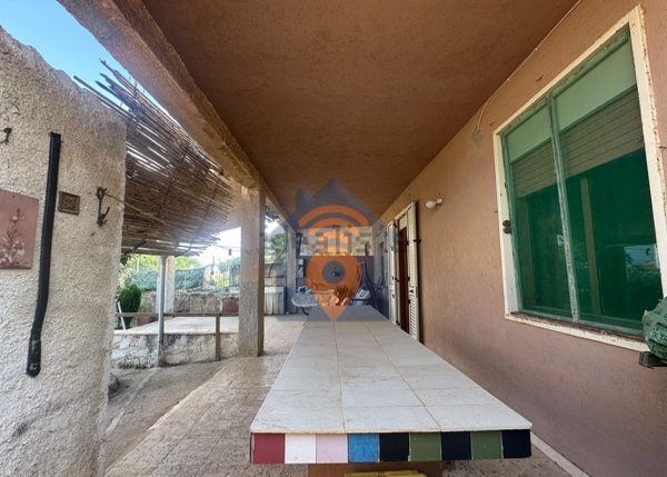 casa indipendente in vendita a Castelvetrano in zona Triscina di Selinunte