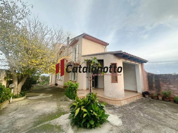 casa indipendente in vendita a Castelvetrano in zona Marinella di Selinunte