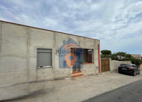 casa indipendente in vendita a Castelvetrano in zona Triscina di Selinunte