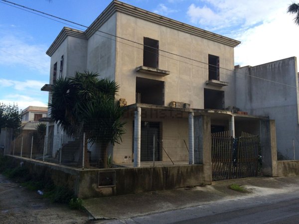 casa indipendente in vendita a Castelvetrano