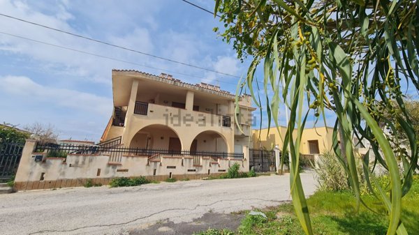 casa indipendente in vendita a Castelvetrano in zona Triscina di Selinunte