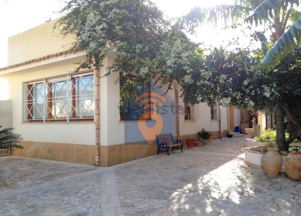 casa indipendente in vendita a Castelvetrano in zona Triscina di Selinunte