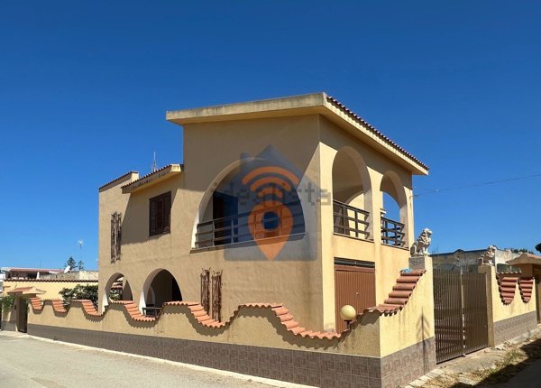 casa indipendente in vendita a Castelvetrano in zona Triscina di Selinunte