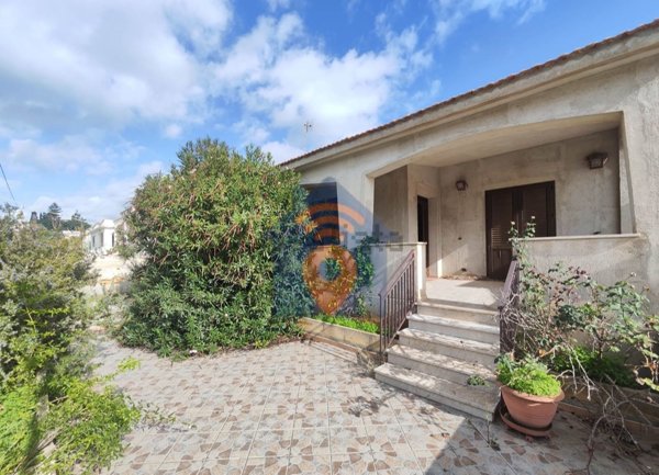 casa indipendente in vendita a Castelvetrano in zona Triscina di Selinunte