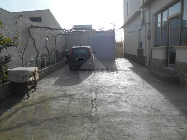 appartamento in vendita a Castelvetrano in zona Triscina di Selinunte