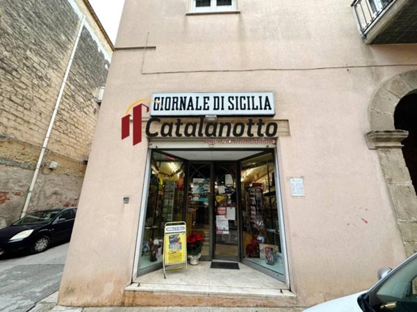 negozio in vendita a Castelvetrano