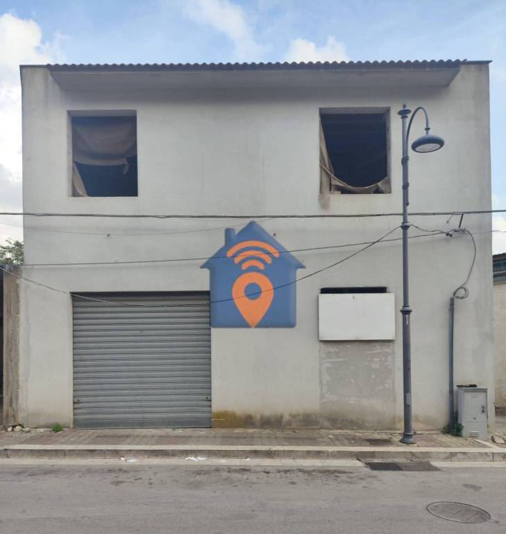 locale commerciale in vendita a Castelvetrano