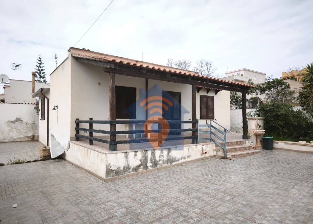 casa indipendente in vendita a Castelvetrano in zona Triscina di Selinunte