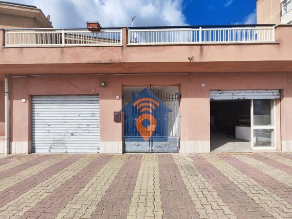 negozio in vendita a Castelvetrano