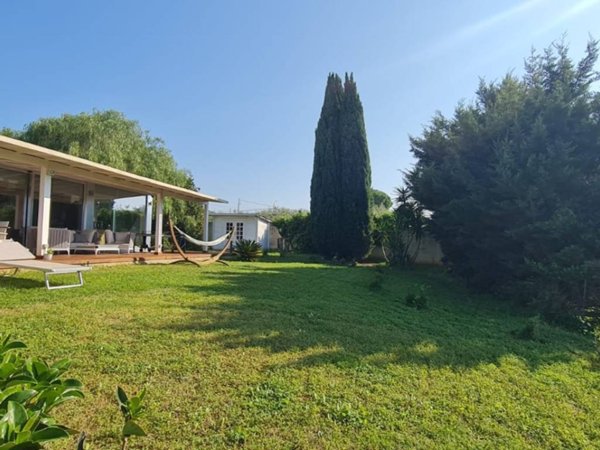 casa indipendente in vendita a Castelvetrano in zona Marinella di Selinunte