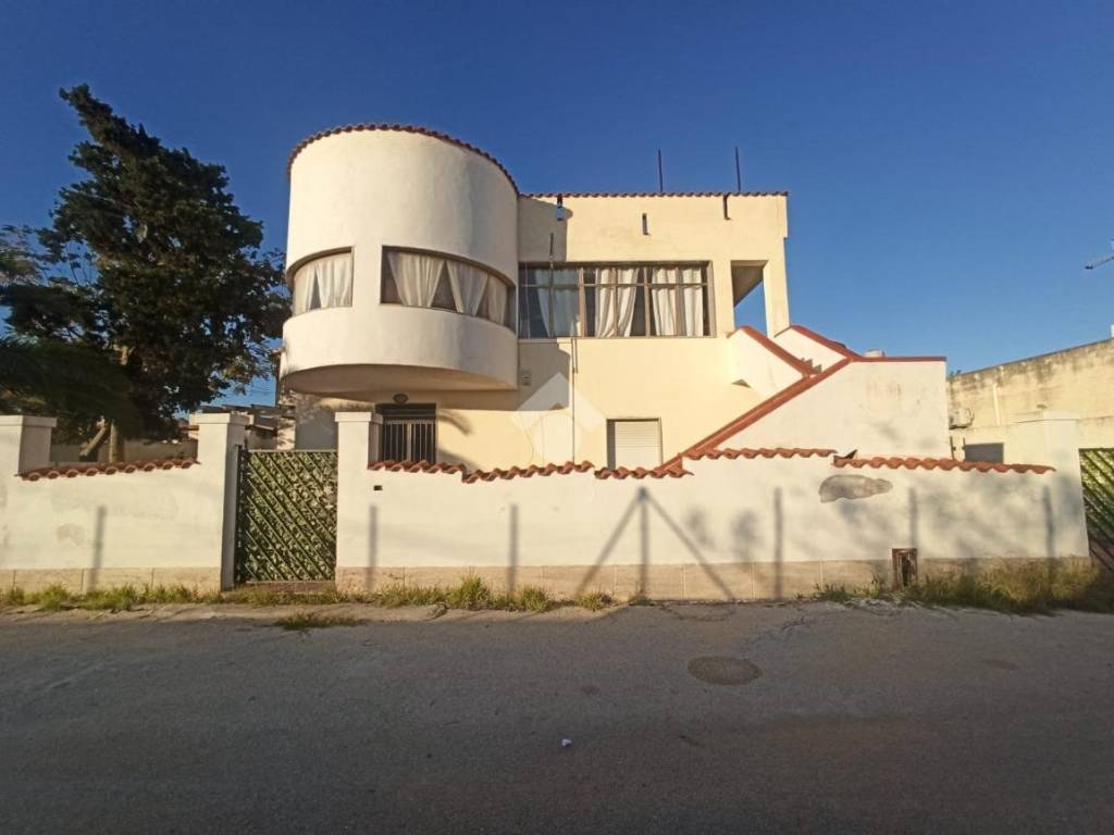 appartamento in vendita a Castelvetrano in zona Triscina di Selinunte