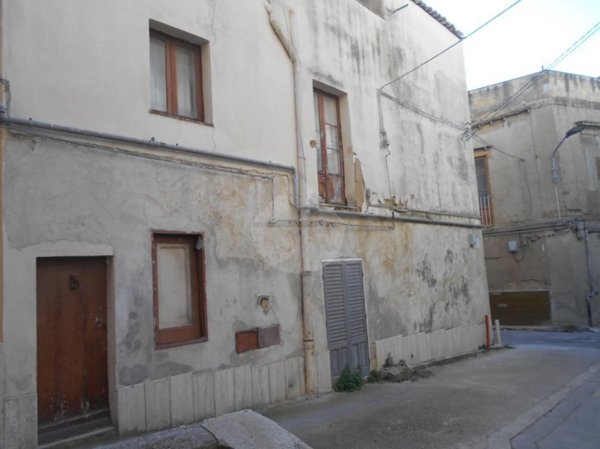 casa indipendente in vendita a Castelvetrano