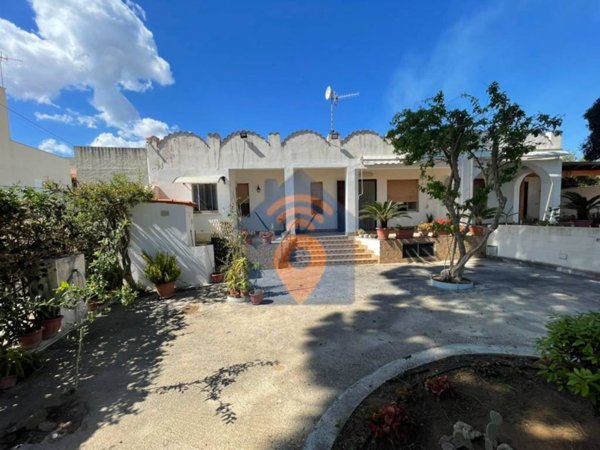 casa indipendente in vendita a Castelvetrano in zona Triscina di Selinunte