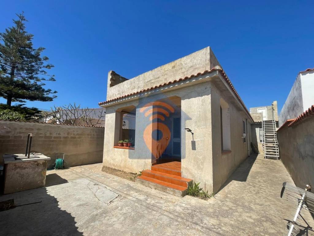 casa indipendente in vendita a Castelvetrano in zona Triscina di Selinunte