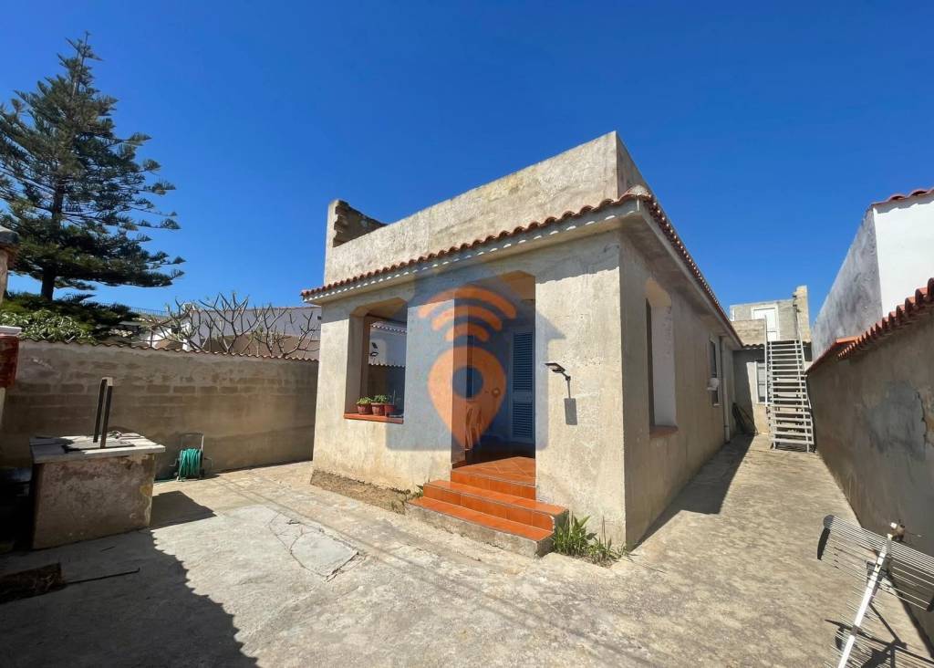 casa indipendente in vendita a Castelvetrano in zona Triscina di Selinunte