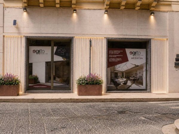 negozio in vendita a Castelvetrano