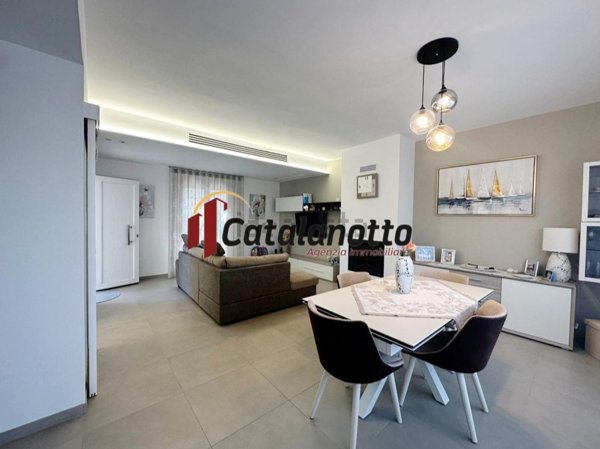 casa indipendente in vendita a Castelvetrano