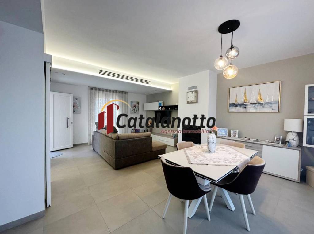 casa indipendente in vendita a Castelvetrano in zona Marinella di Selinunte
