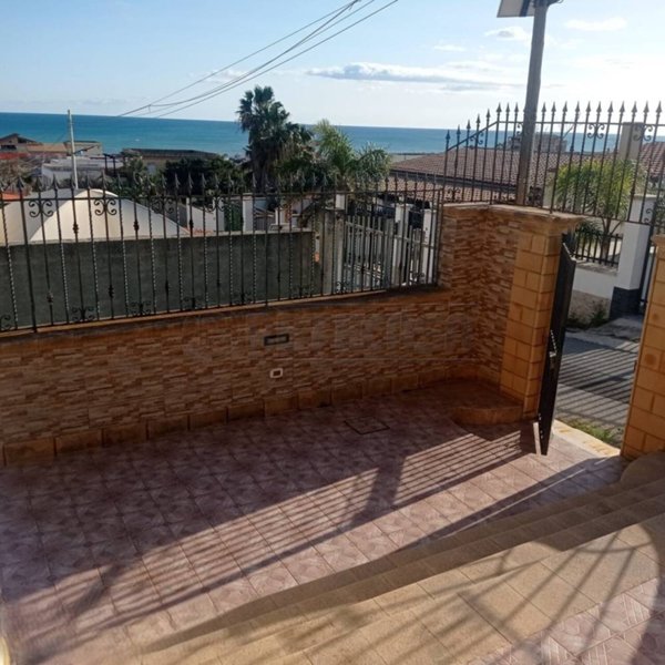 casa indipendente in vendita a Castelvetrano in zona Triscina di Selinunte