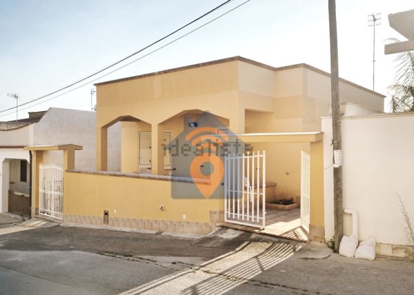 casa indipendente in vendita a Castelvetrano in zona Triscina di Selinunte