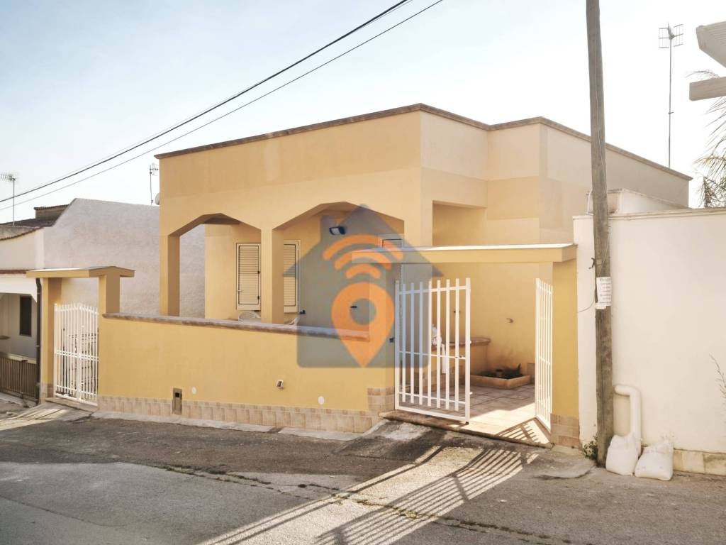 casa indipendente in vendita a Castelvetrano in zona Triscina di Selinunte