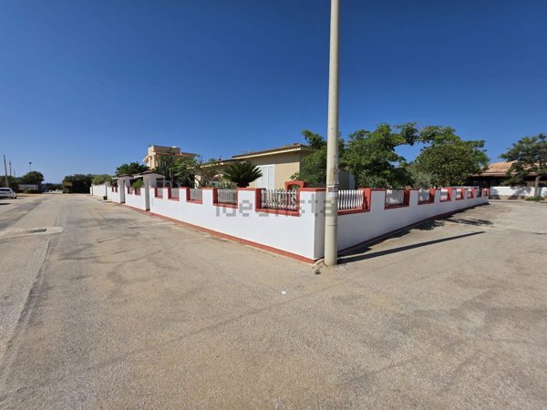 casa indipendente in vendita a Castelvetrano in zona Triscina di Selinunte