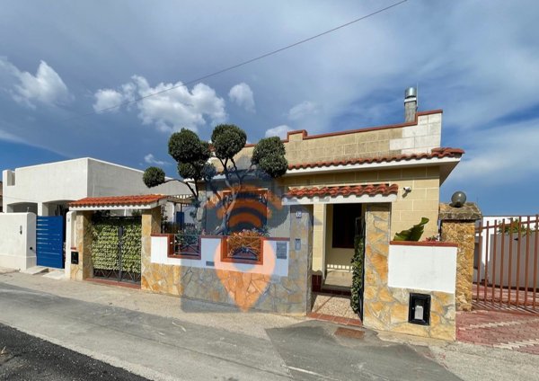 casa indipendente in vendita a Castelvetrano in zona Triscina di Selinunte