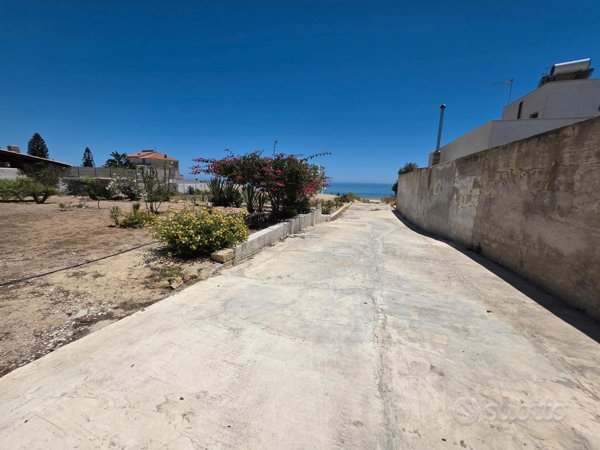 terreno edificabile in vendita a Castelvetrano in zona Triscina di Selinunte