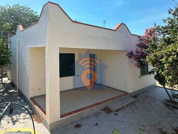 casa indipendente in vendita a Castelvetrano in zona Triscina di Selinunte