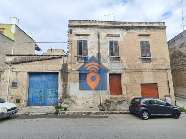 intera palazzina in vendita a Castelvetrano