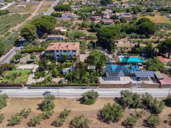 casa indipendente in vendita a Castelvetrano in zona Marinella di Selinunte
