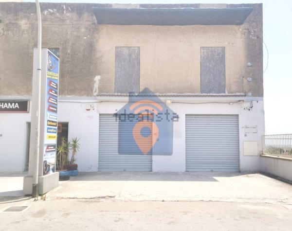 locale commerciale in vendita a Castelvetrano