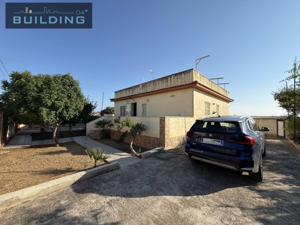 casa indipendente in vendita a Castelvetrano in zona Triscina di Selinunte