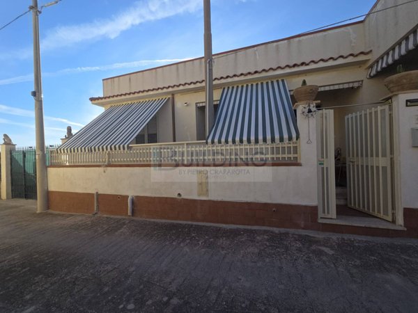 casa indipendente in vendita a Castelvetrano in zona Marinella di Selinunte