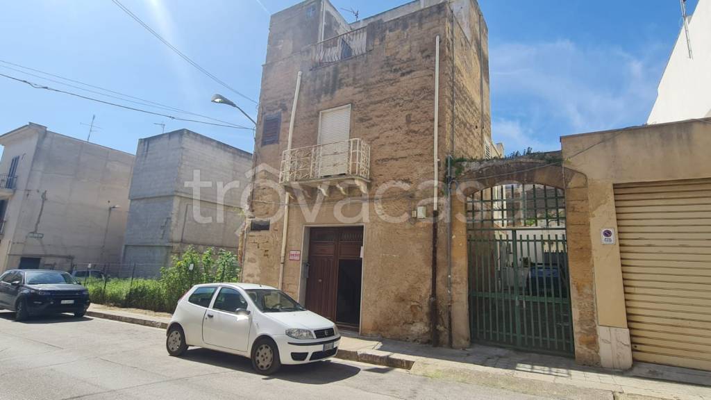 casa indipendente in vendita a Castelvetrano