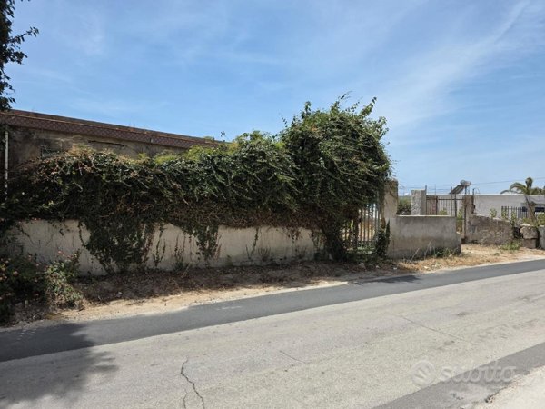 casa indipendente in vendita a Castelvetrano in zona Triscina di Selinunte